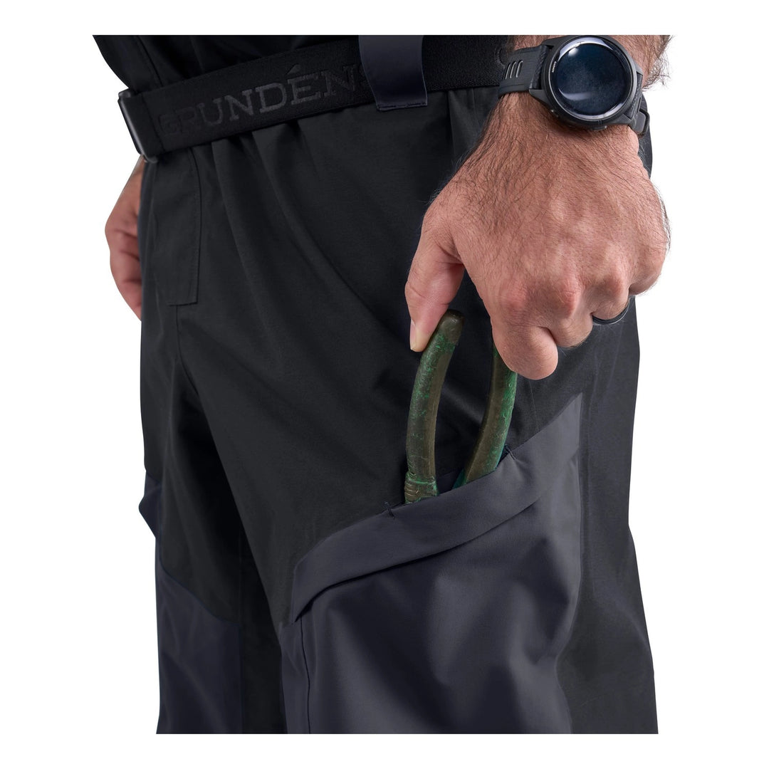 Grundéns Gore-Tex Pro Fishing Bib Obsidian