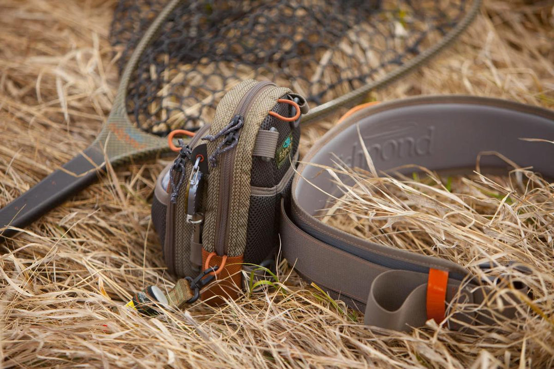 Fishpond San Juan Vertical Chest Pack Sand/Saddle Brown