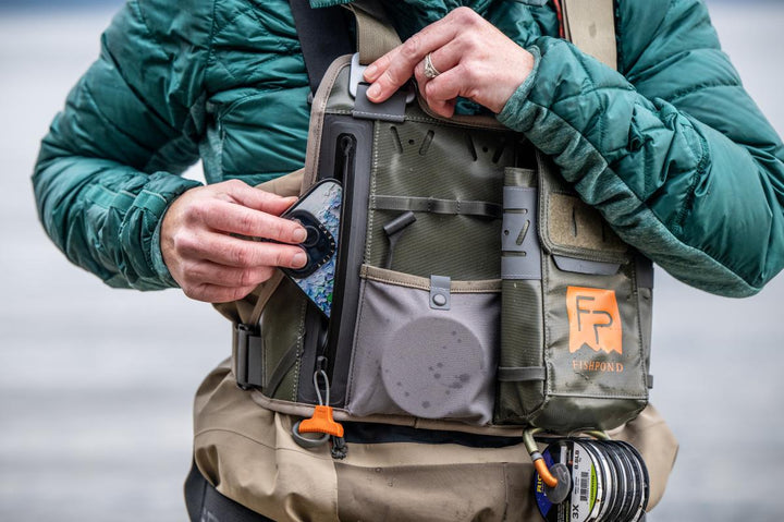 Fishpond Stormshadow Chest Pack
