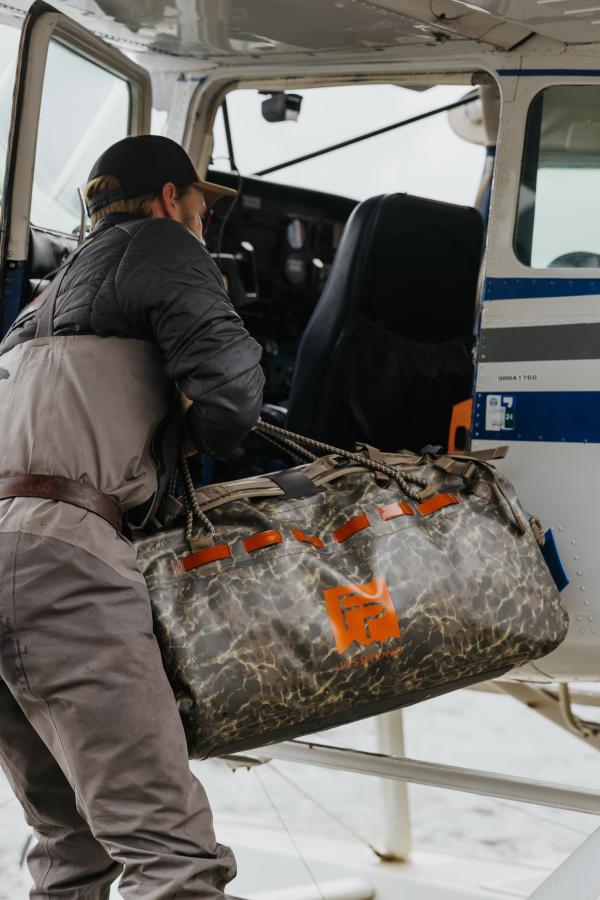 Fishpond Thunderhead Grande Submersible Duffel Eco Shadowcast Camo