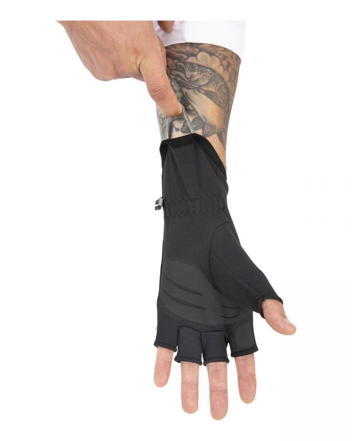Simms Freestone Half Finger Black